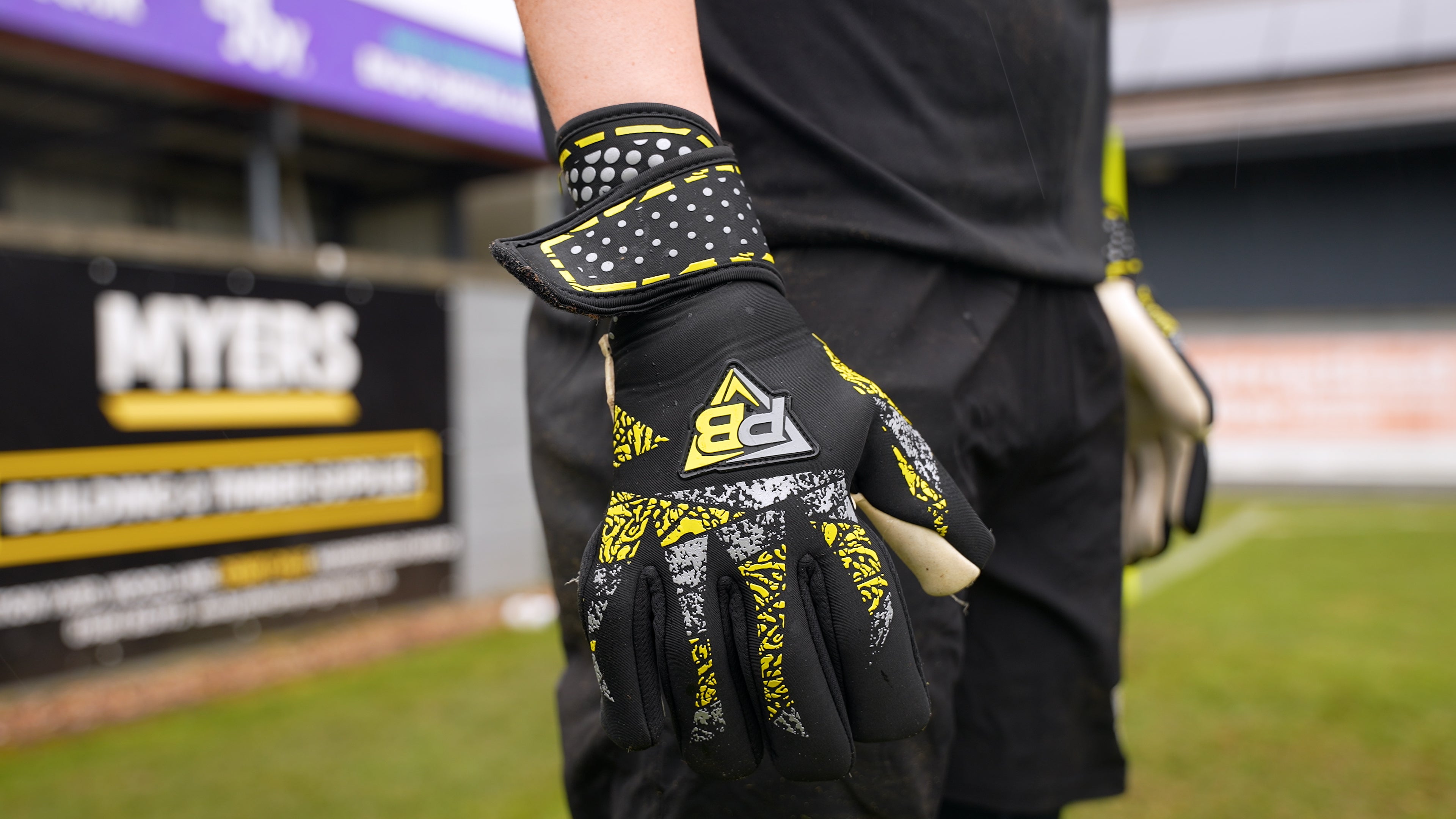 PB Excel Goalkeeper Gloves